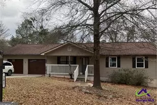 201 Custer Dr, Warner Robins, GA 31093 - Photo 1