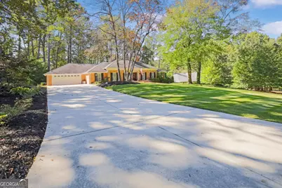 5735 Riverwood Drive, Atlanta, GA 30328 - Photo 45