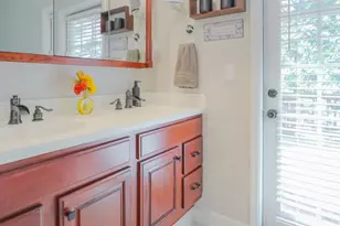 5735 Riverwood Dr, Atlanta, GA 30328 - Photo 19