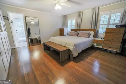 5735 Riverwood Drive, Atlanta, GA 30328 - Photo 17