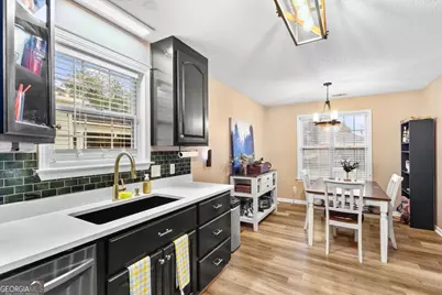 319 Tyson Glen Drive, Warner Robins, GA 31088 - Photo 13