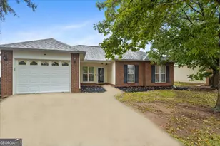 319 Tyson Glen Dr, Warner Robins, GA 31088 - Photo 3