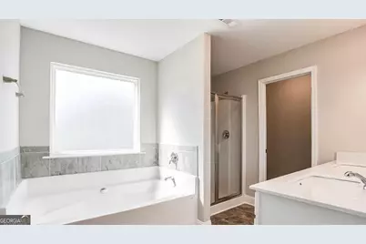 244 Sophie Circle, Locust Grove, GA 30248 - Photo 9