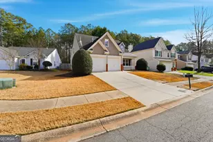 166 Village Trce, Woodstock, GA 30188 - Photo 3