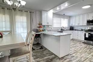 902 Maplewood Dr, Valdosta, GA 31602 - Photo 7