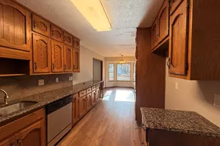 300 Raintree Bend, Peachtree City, GA 30269 - Photo 11