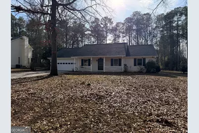 300 Raintree Bend, Peachtree City, GA 30269 - Photo 1