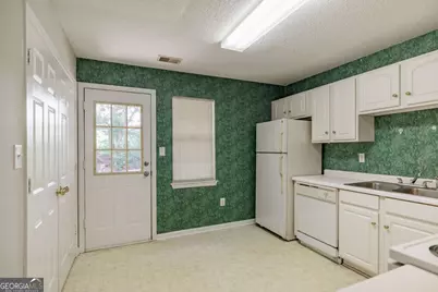 100 Woodstone Drive #10, Athens, GA 30605 - Photo 11