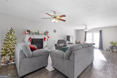 284 Oak Ridge, Auburn, GA 30011 - Photo 3