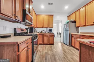 9017 Aldbury Dr, Locust Grove, GA 30248 - Photo 3