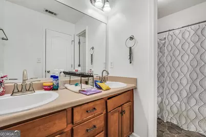 9017 Aldbury Drive, Locust Grove, GA 30248 - Photo 7