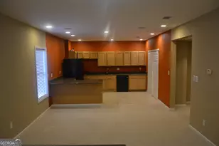 7801 Waterlace Dr, Fairburn, GA 30213 - Photo 19