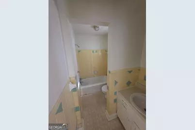 3272 Kingston Road NW, Atlanta, GA 30318 - Photo 11