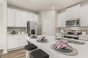 319 Tate St, Monroe, GA 30655 - Photo 9