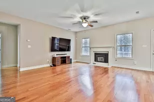 120 Meadow View Glen, Newnan, GA 30265 - Photo 13