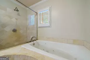 4010 Roswell Rd, Atlanta, GA 30342 - Photo 21