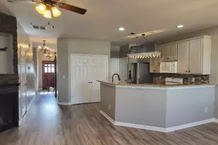 45 Newnan Lakes Dr, Newnan, GA 30263 - Photo 15