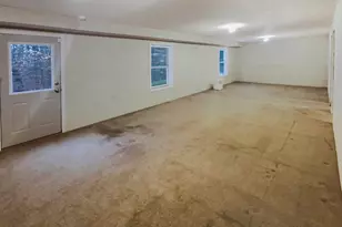 690 Collingsworth Ln, Lawrenceville, GA 30043 - Photo 39