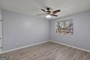 8877 Burnham Way, Jonesboro, GA 30238 - Photo 17