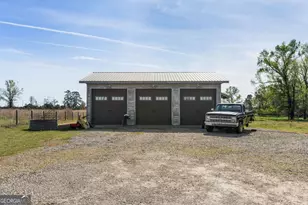 1725 Watermelon Rd, Tennille, GA 31089 - Photo 27