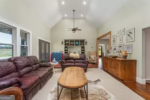 1725 Watermelon Rd, Tennille, GA 31089 - Photo 7