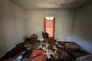 916 Gordon St, Brunswick, GA 31520 - Photo 3