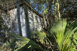 916 Gordon St, Brunswick, GA 31520 - Photo 69