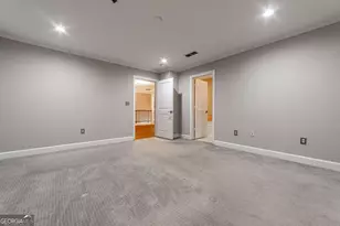 2626 Peachtree Rd NW, Atlanta, GA 30305 - Photo 53