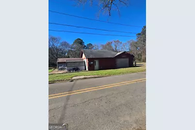 110 Church Street, Barnesville, GA 30204 - Photo 1