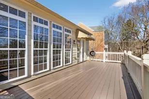 5395 Harbury Ln, Suwanee, GA 30024 - Photo 37