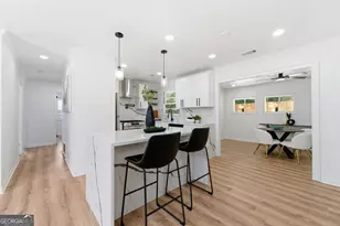 2541 Santa Barbara Dr NW, Atlanta, GA 30318 - Photo 15