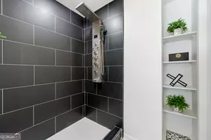 2541 Santa Barbara Dr NW, Atlanta, GA 30318 - Photo 25