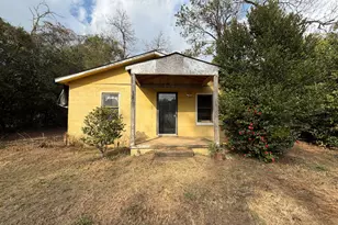 527 Jefferies Ave, Albany, GA 31701 - Photo 1