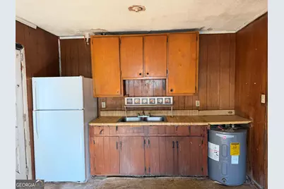 527 Jefferies Avenue, Albany, GA 31701 - Photo 3