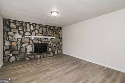 6717 Knollwood Circle, Douglasville, GA 30135 - Photo 3