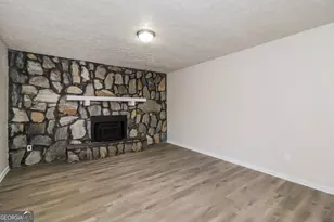 6717 Knollwood Cir, Douglasville, GA 30135 - Photo 3