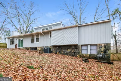 6717 Knollwood Circle, Douglasville, GA 30135 - Photo 13