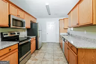 130 Creekside Trail, Covington, GA 30016 - Photo 5