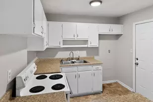 10223 Foxfire Terrace, Jonesboro, GA 30238 - Photo 19