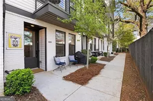 1712 Edgehill Manor St NE, Atlanta, GA 30317 - Photo 3