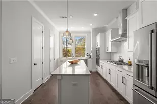 1712 Edgehill Manor St NE, Atlanta, GA 30317 - Photo 7