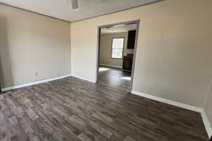 528 Tarver Ave, Millen, GA 30442 - Photo 3