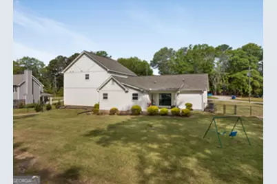 227 Martin Luther King Jr Drive, Winder, GA 30680 - Photo 9