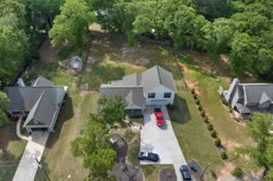 227 Martin Luther King Jr Dr, Winder, GA 30680 - Photo 5