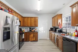 564 Edgefield Way, Macon, GA 31210 - Photo 9