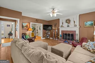 4051 Golfview Ct, Villa Rica, GA 30180 - Photo 11