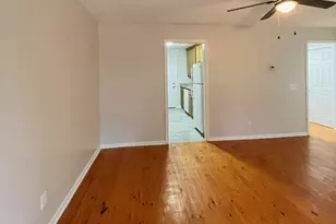 52 Sunrise Cir, Carrollton, GA 30117 - Photo 3