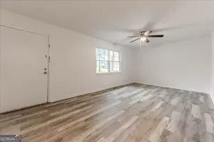 111 Collins St, Byron, GA 31008 - Photo 5
