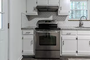 111 Collins St, Byron, GA 31008 - Photo 15