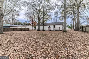 111 Collins St, Byron, GA 31008 - Photo 17